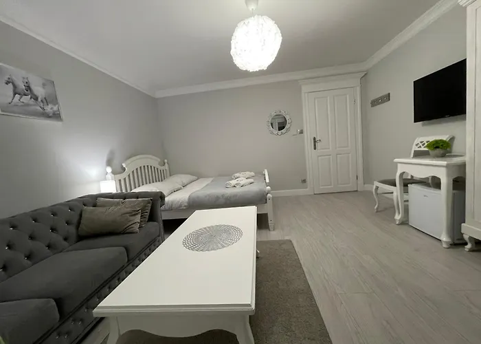 Sniezka Проживание в семье *